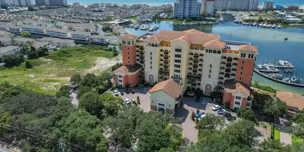 Image 4: 796 HarborDrone