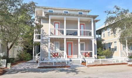 24 S Ryan Street