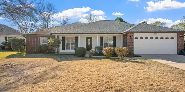 4572 Castlewood Lane