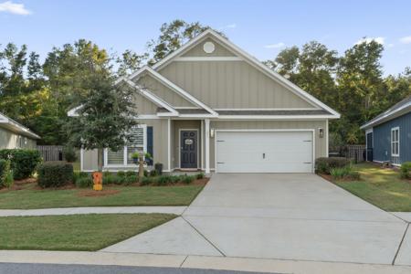 293 LIghtning Bug Lane