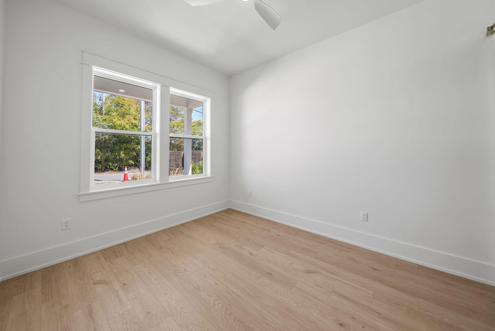 Image 4: 21701 Marlin Ave. PCB FL 32413