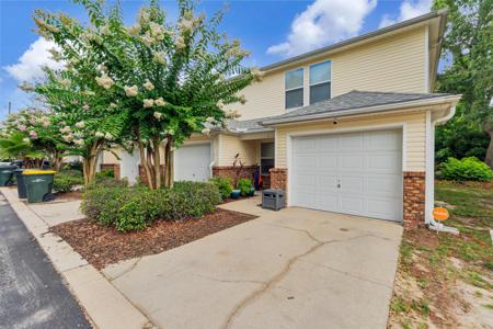 17 SE Shell Avenue