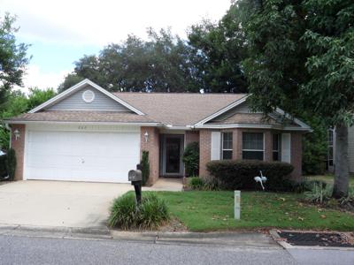 262 Parkwood Circle