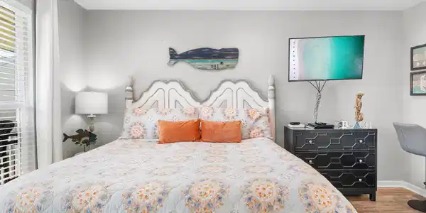 Image 3: 12-web-or-mls-012