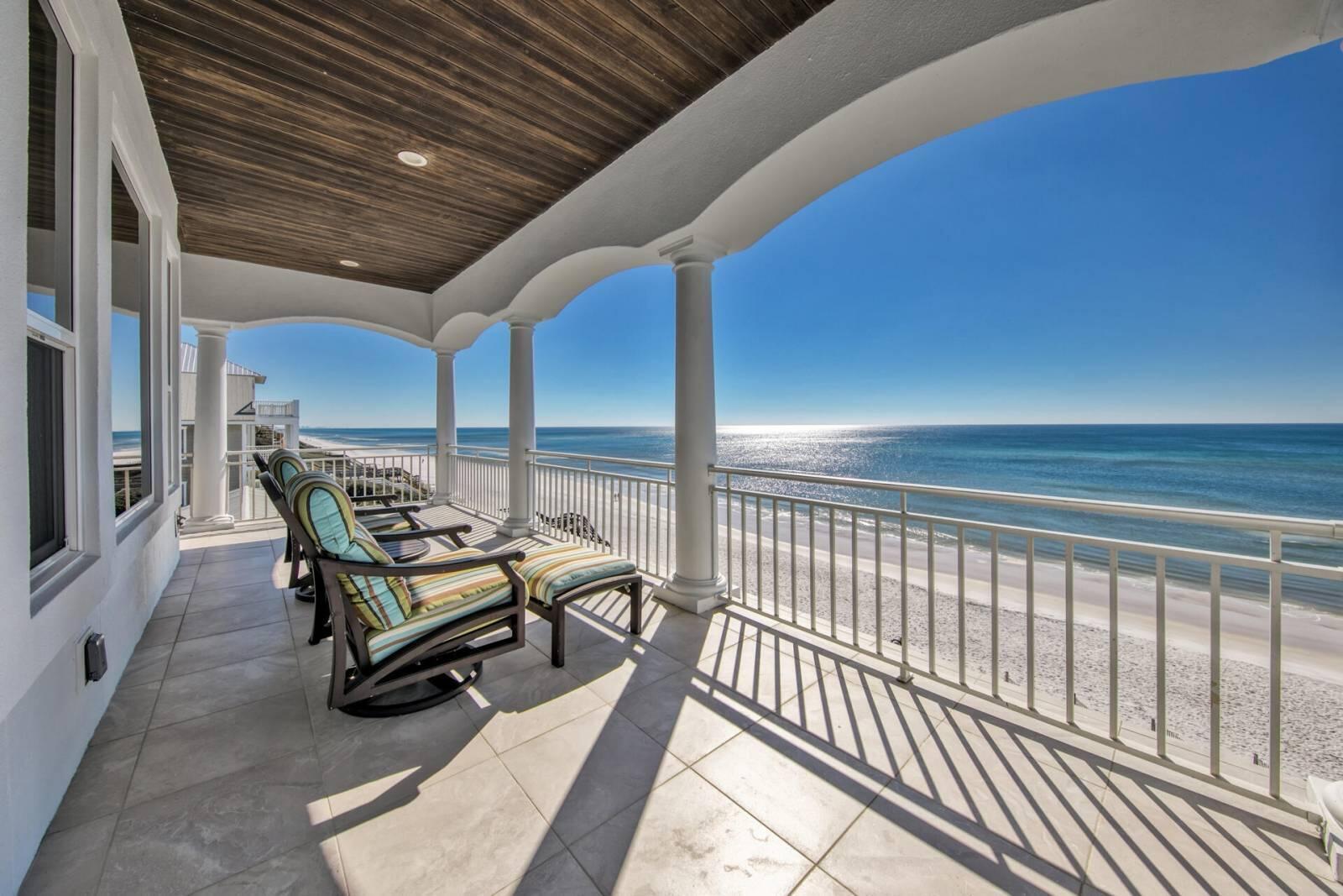 Image 3: Master bedroom Balcony