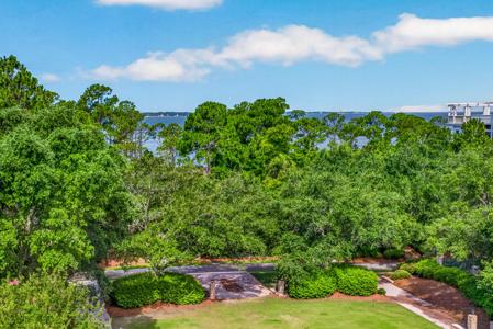 9500 Grand Sandestin Boulevard
