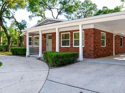 298 Lafitte Crescent