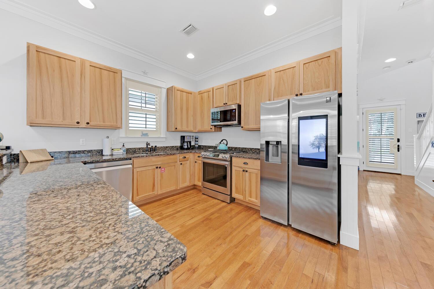 Image 3: 14 Gulf Mark Ln Santa Rosa-large-072-096