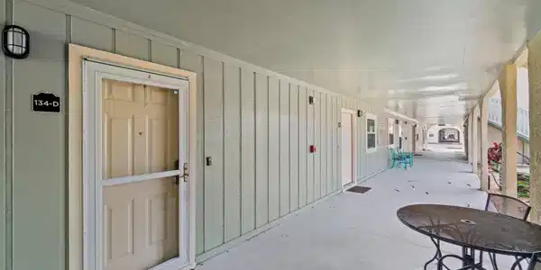 Image 3: Entrance