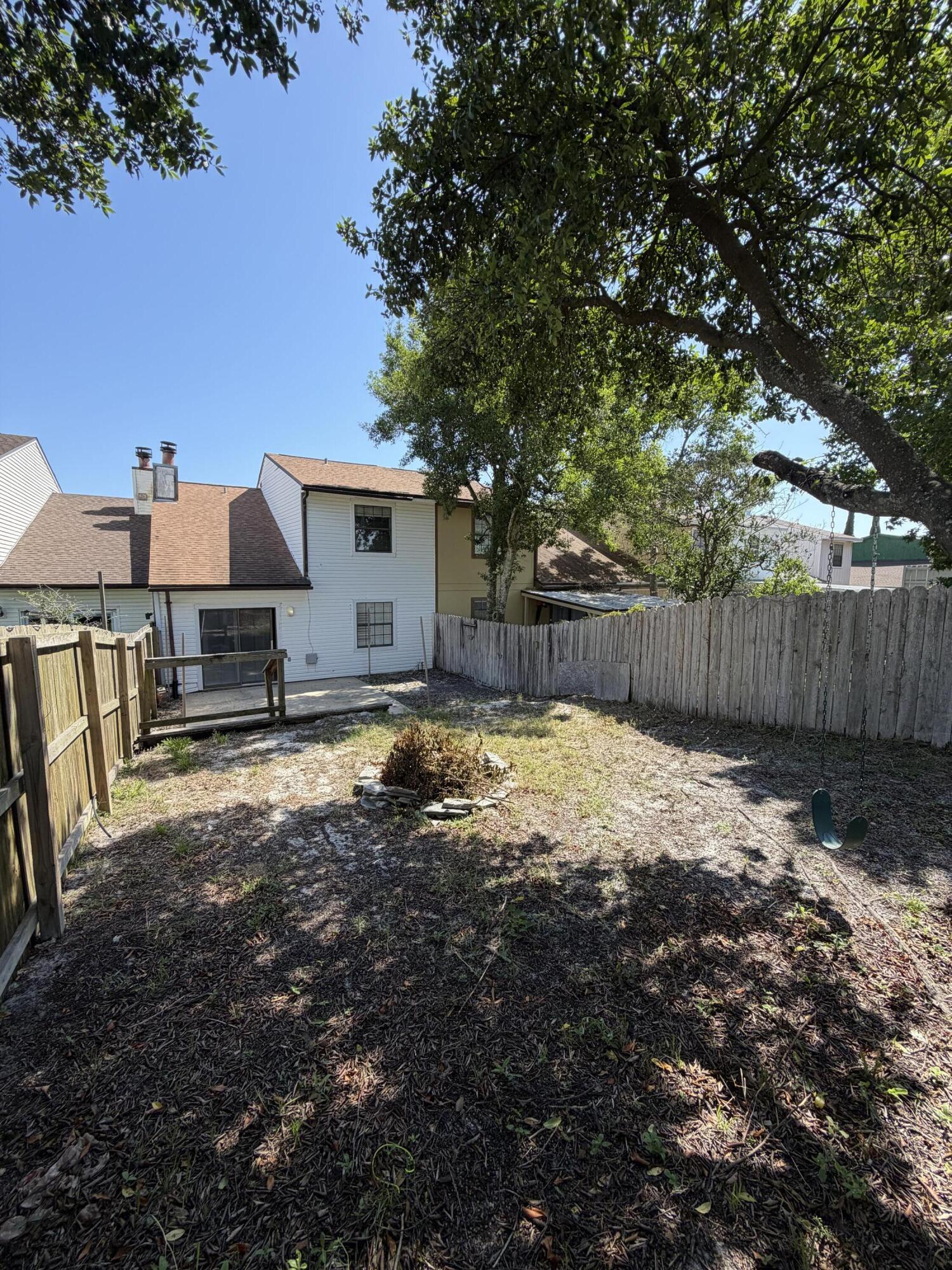 Image 2: Back of House