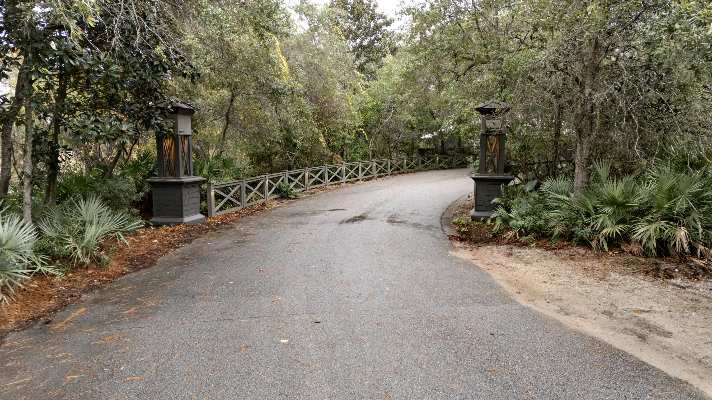 Image 3: Ansley Forest Dr