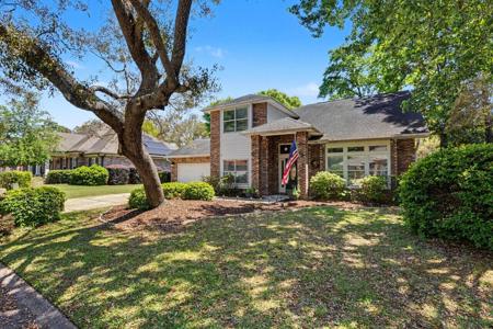 4412 Windrush Drive