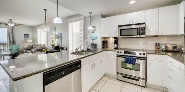 Image 2: Kitchen-2