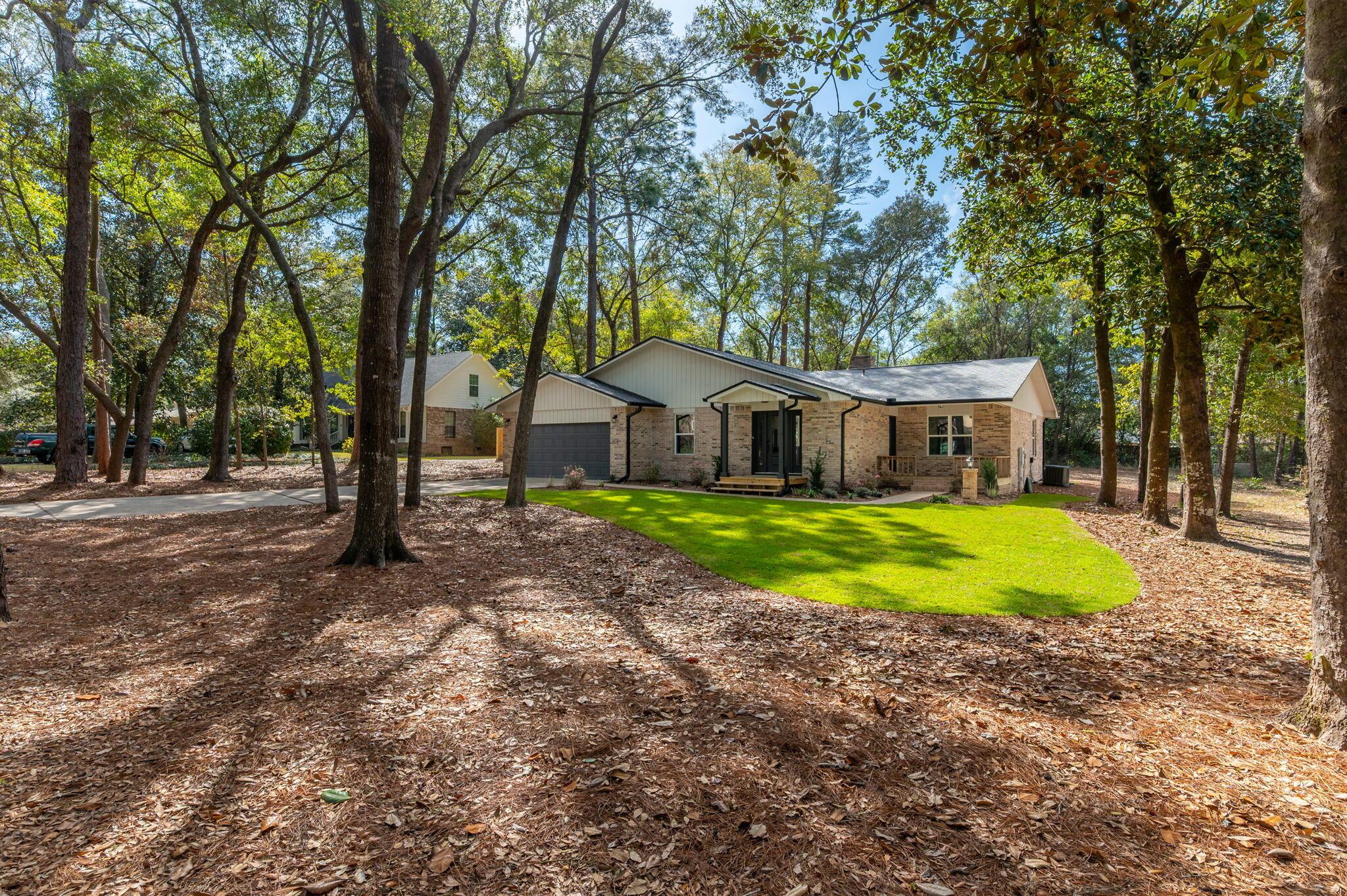 Image 2: 2-web-or-mls-105-drew-ct