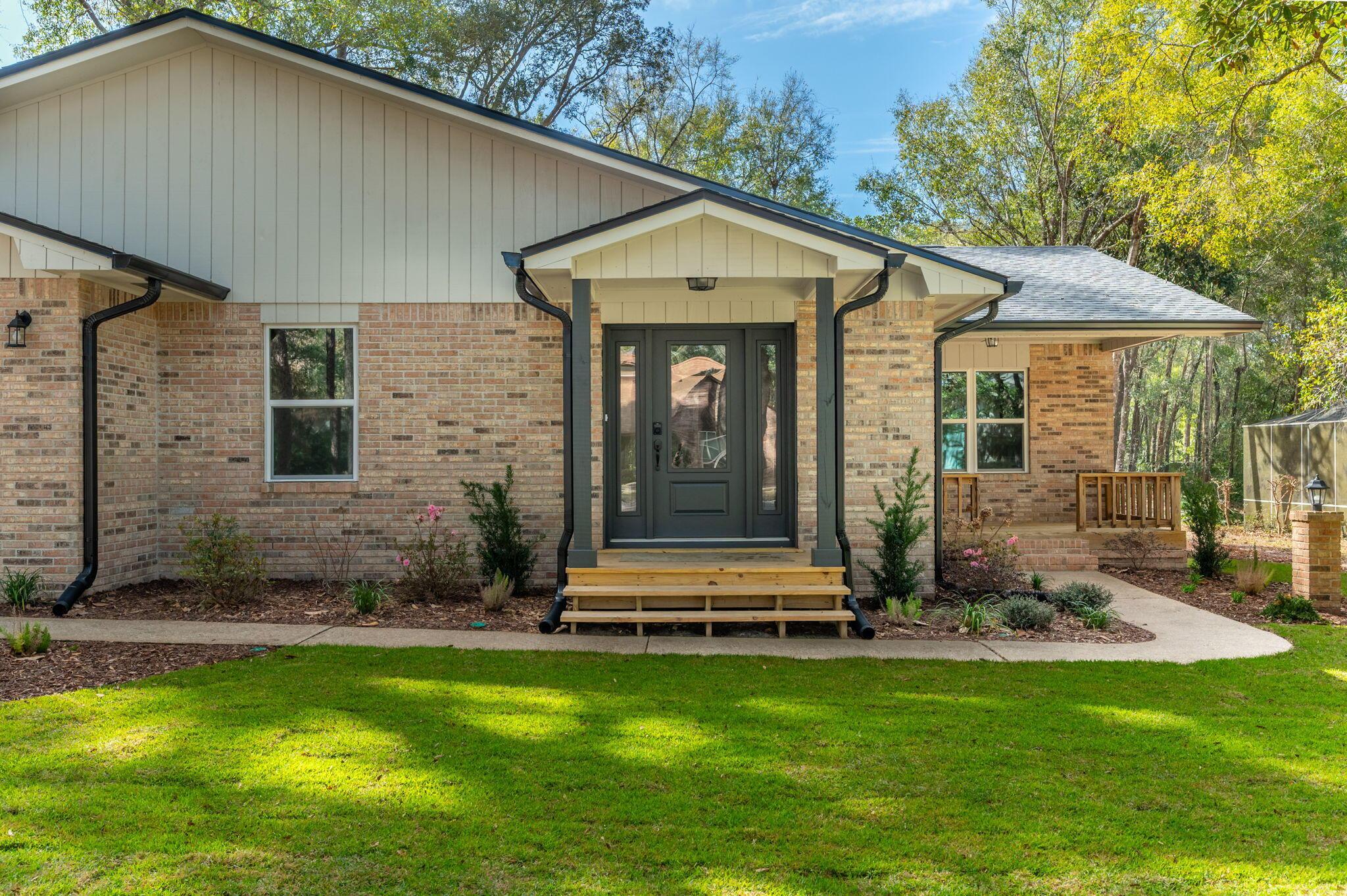 Image 4: 4-web-or-mls-105-drew-ct