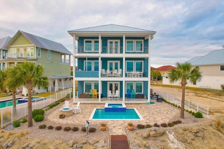 2582 Vista Circle