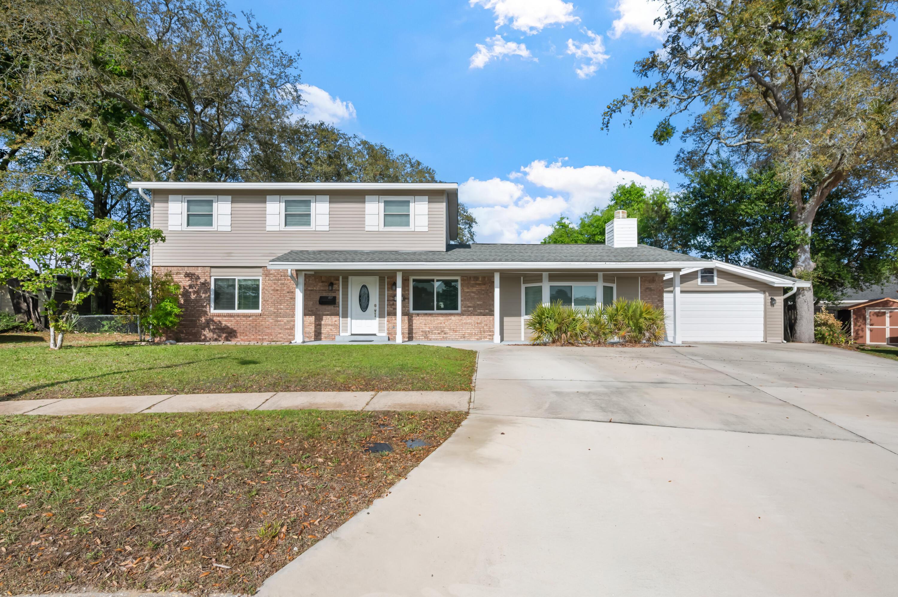 Image 1: Front of home