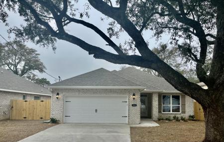 826 Tanager Road