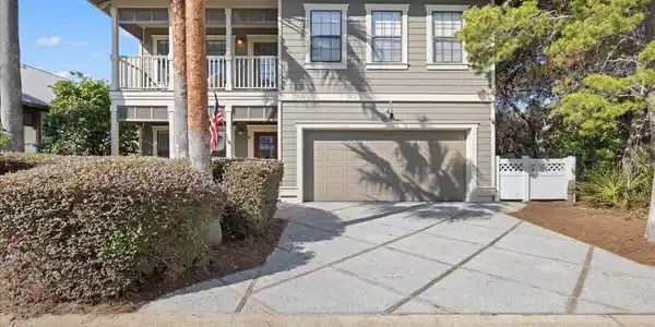 91 Saint Simon Circle
