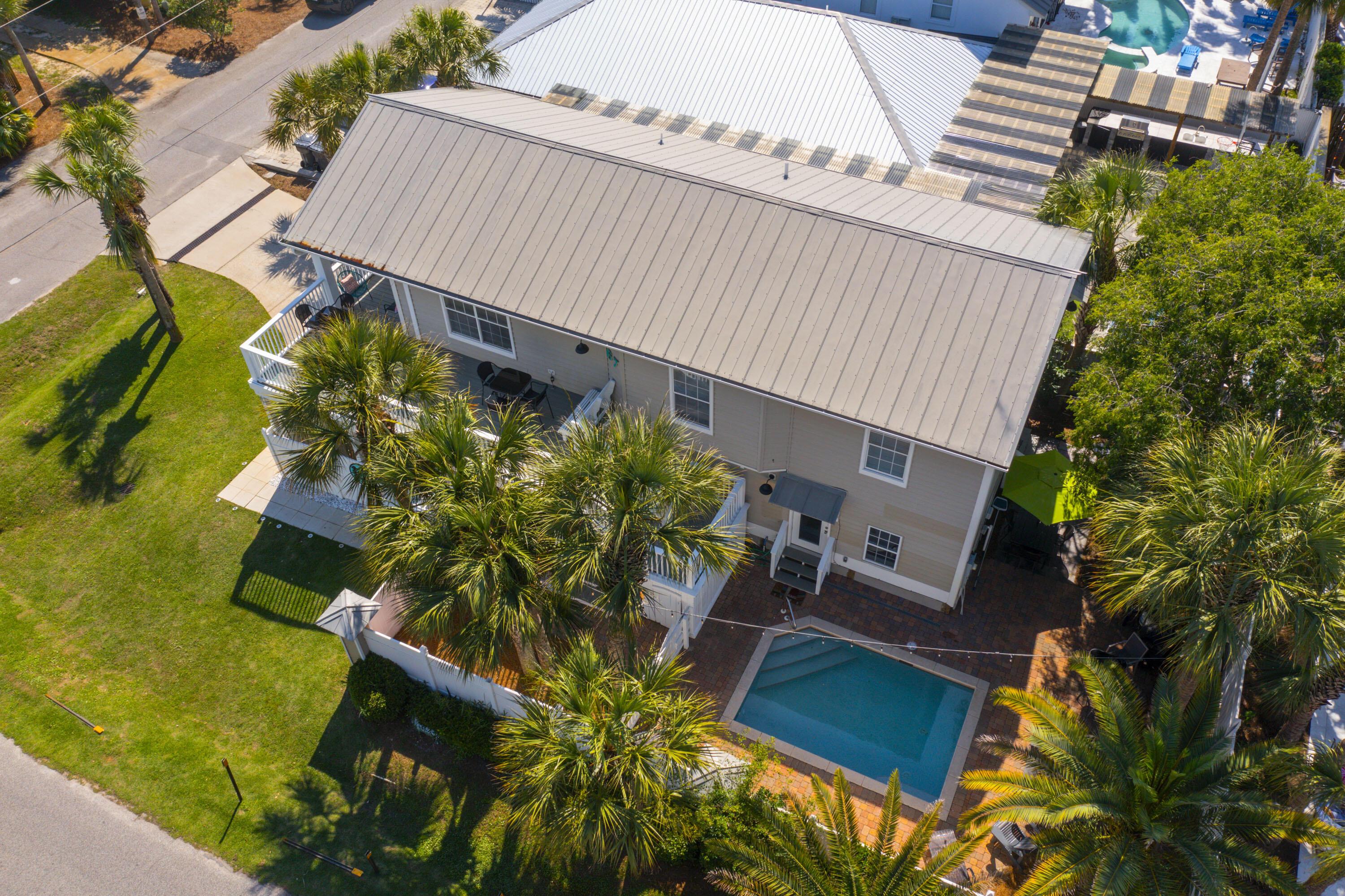 Image 3: Elevated two-Story with Private Pool