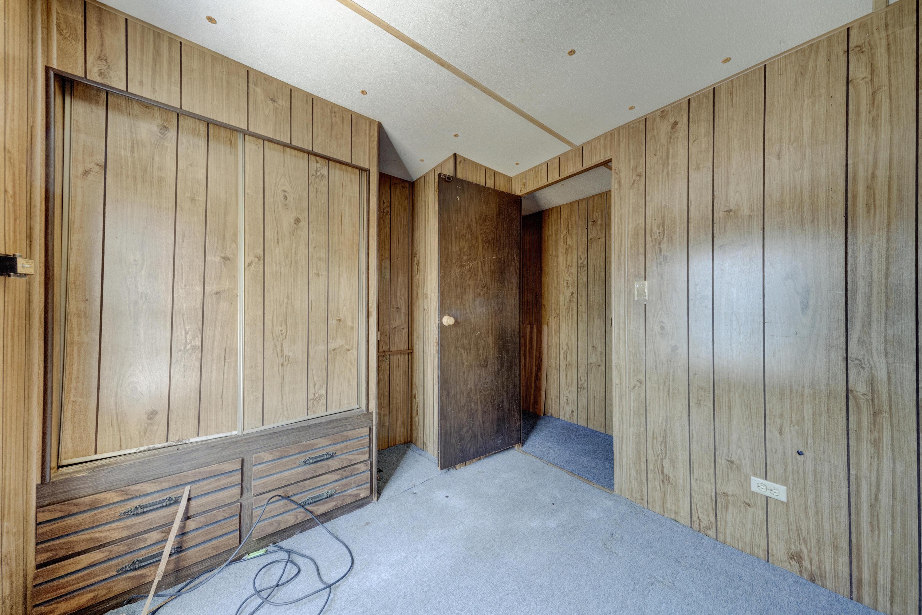 Image 3: Bedroom 2b