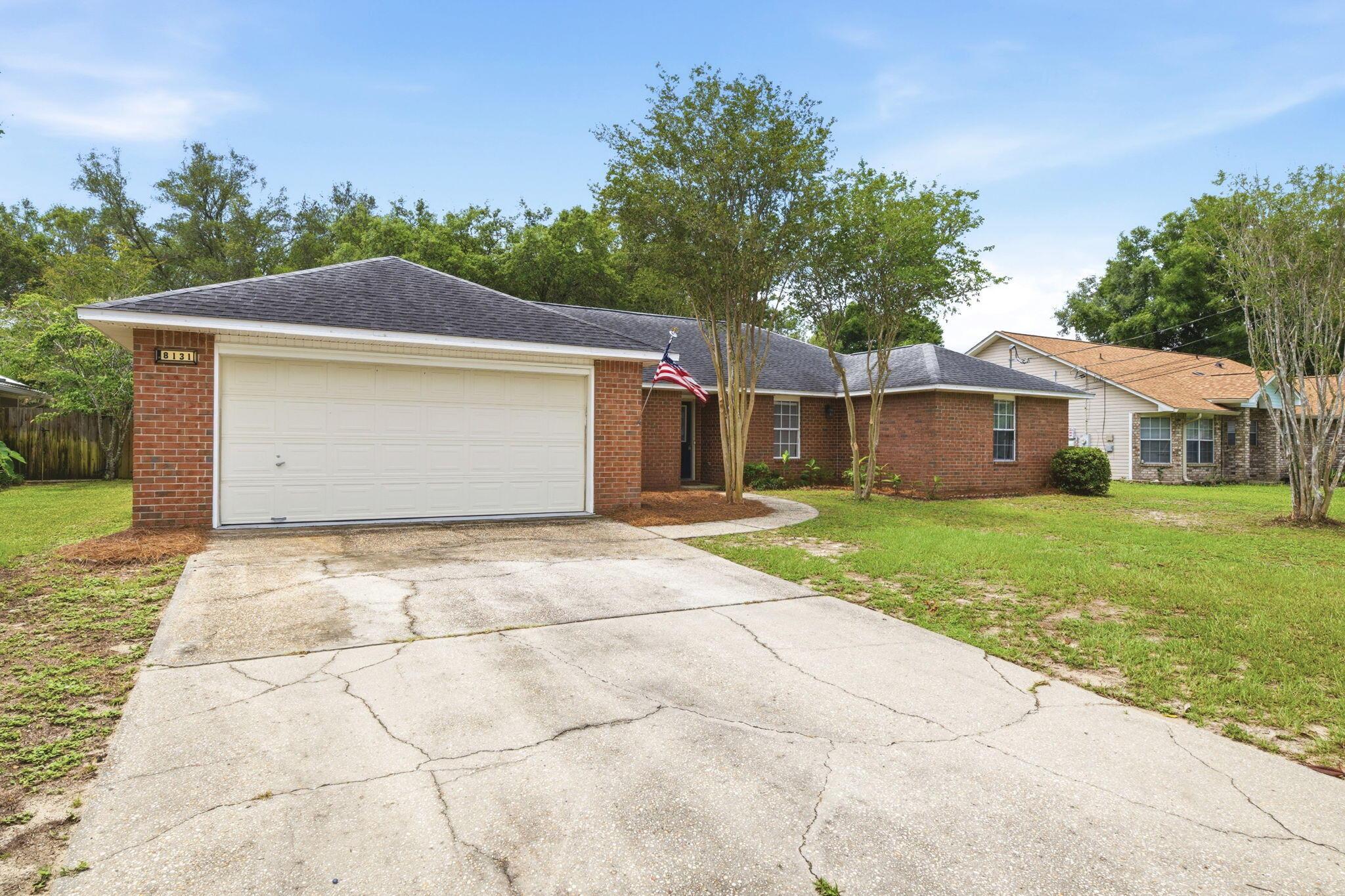 Image 4: 3-web-or-mls-8131-country-bay-blvd