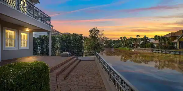 276 Calusa Boulevard