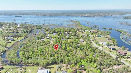 35 Indian Bluff Drive