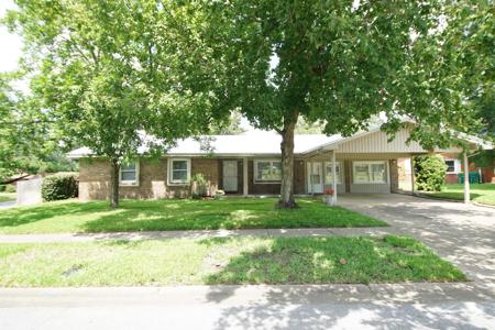1000 Julia Avenue