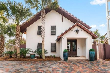 8372 E County Hwy 30A