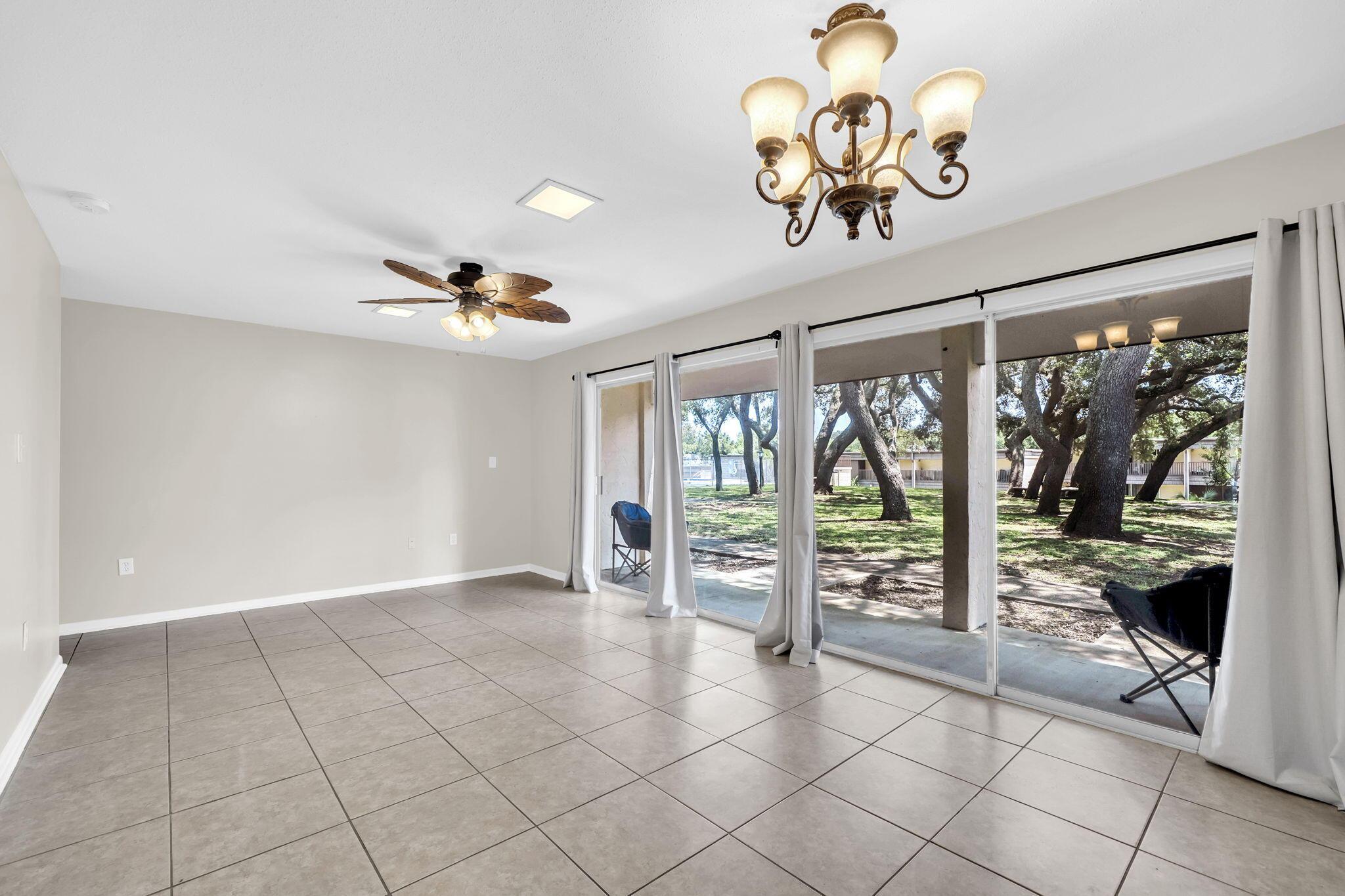 Image 4: 6-web-or-mls-DSC06293
