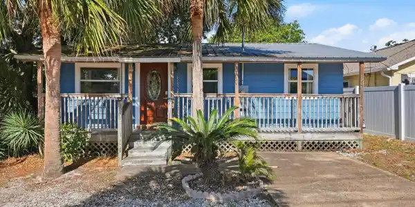 611 Pinetree Drive