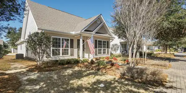 426 Fanny Ann Way
