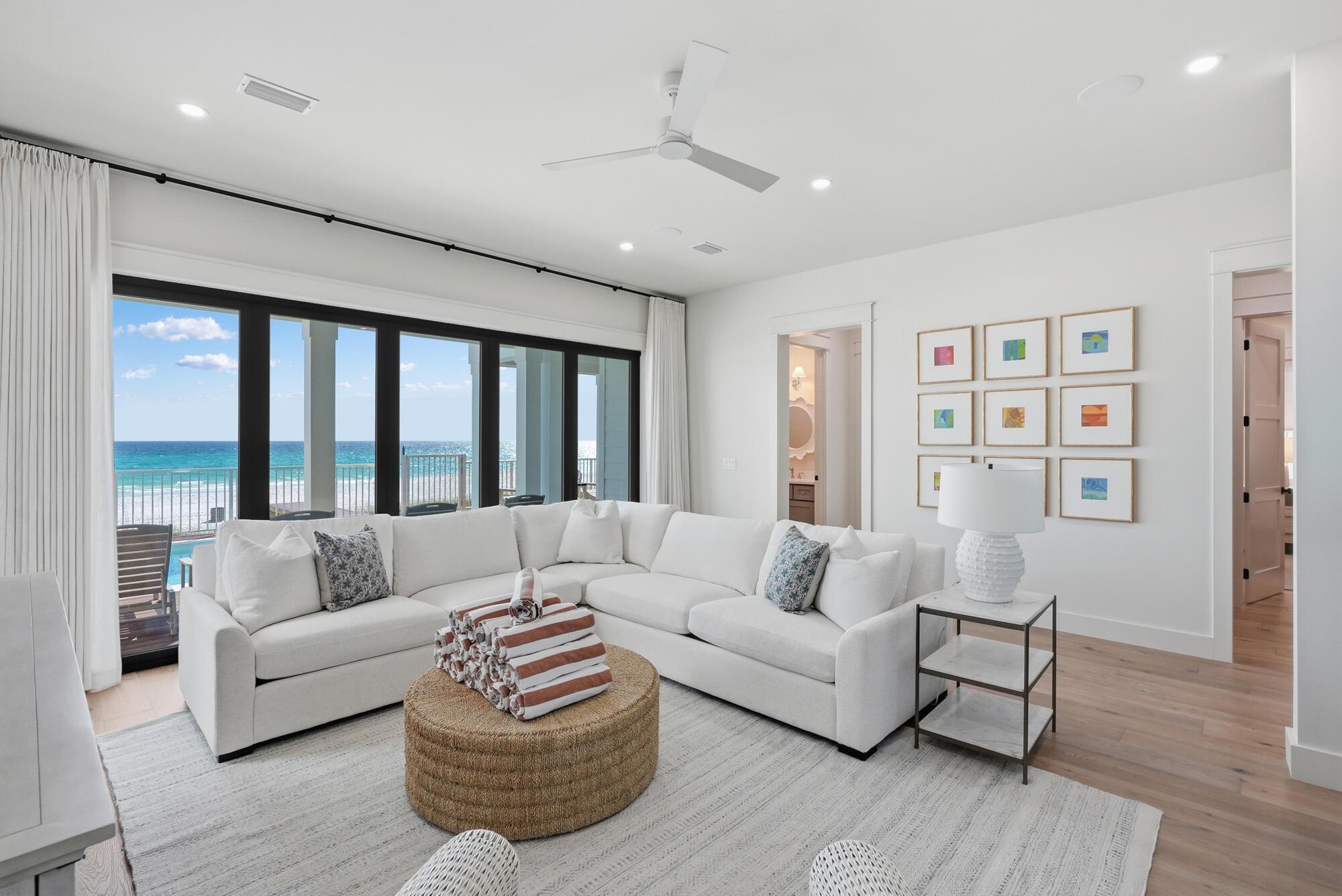 Image 4: 5935 Gulf Drive