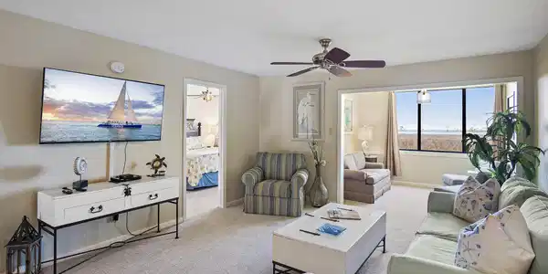8994 Heron Walk