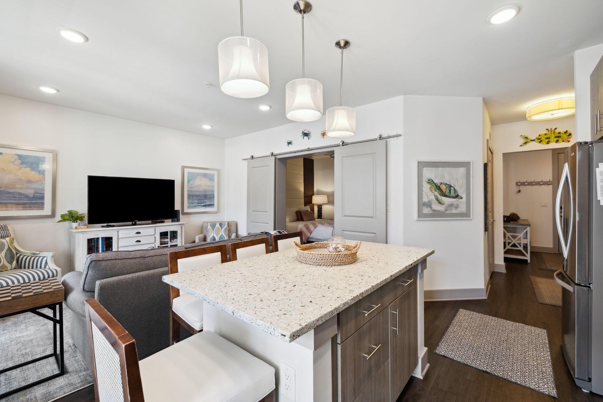 Image 2: Kitchen