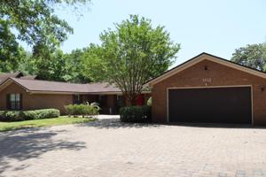 102 Darrell Court Court