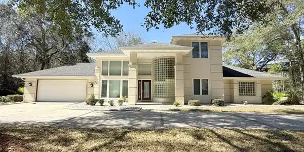 101 Bermuda Way