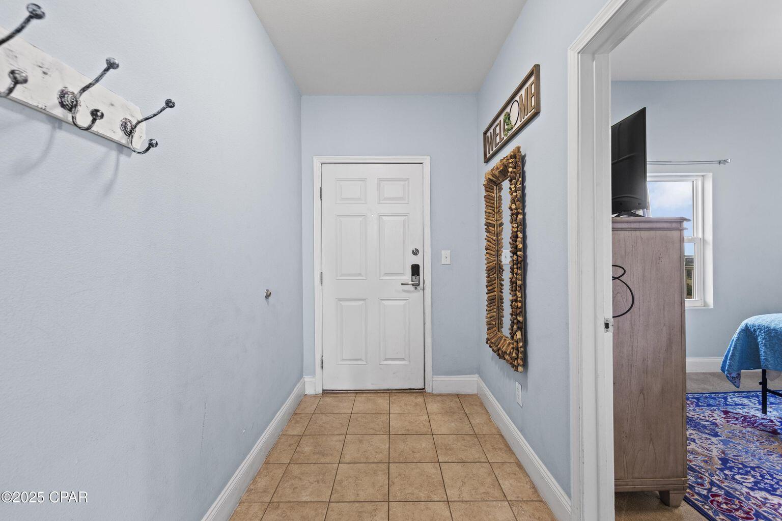 Image 3: 3