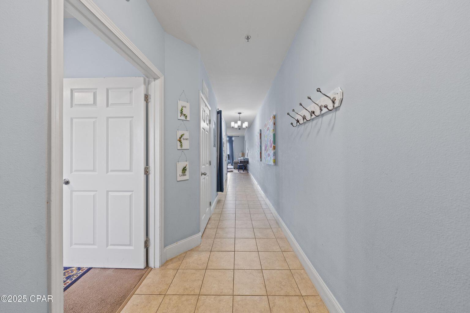 Image 4: 4