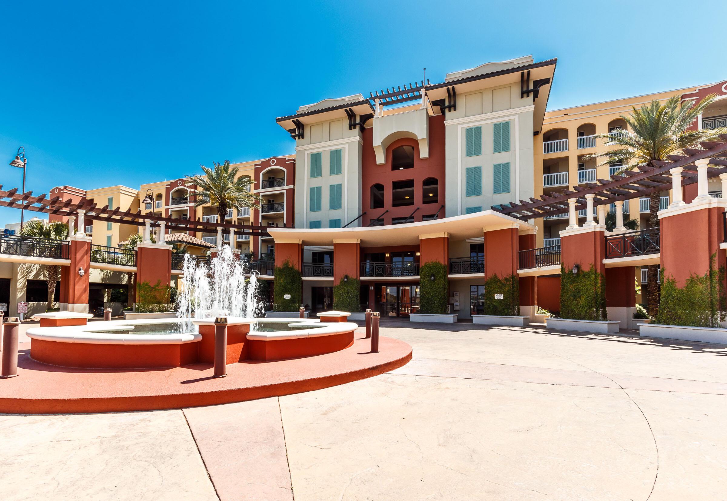 Image 3: Azure front courtyard