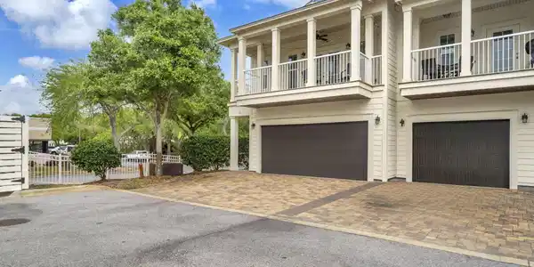 125 Crystal Beach