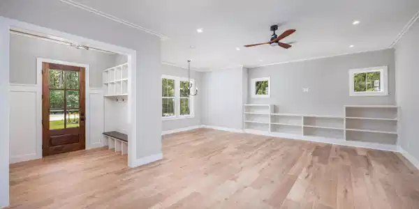 Image 4: 101 Island Grove Dr