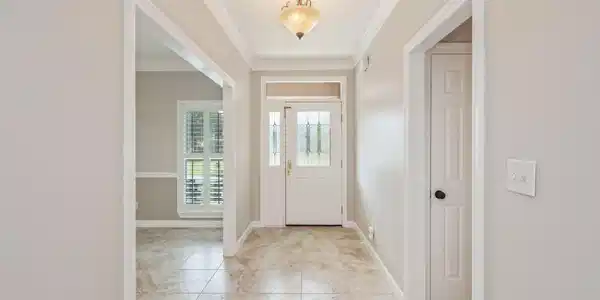 Image 2: 6-web-or-mls-2845-jack-nicklaus-way