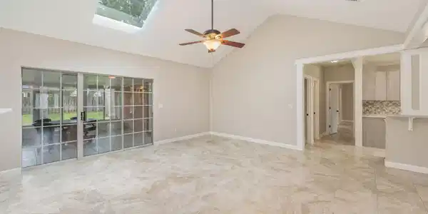 Image 3: 7-web-or-mls-2845-jack-nicklaus-way