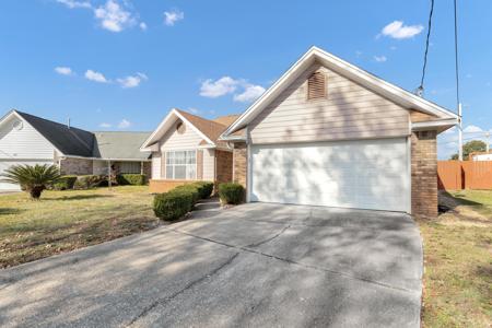 411 Sandy Ridge Circle