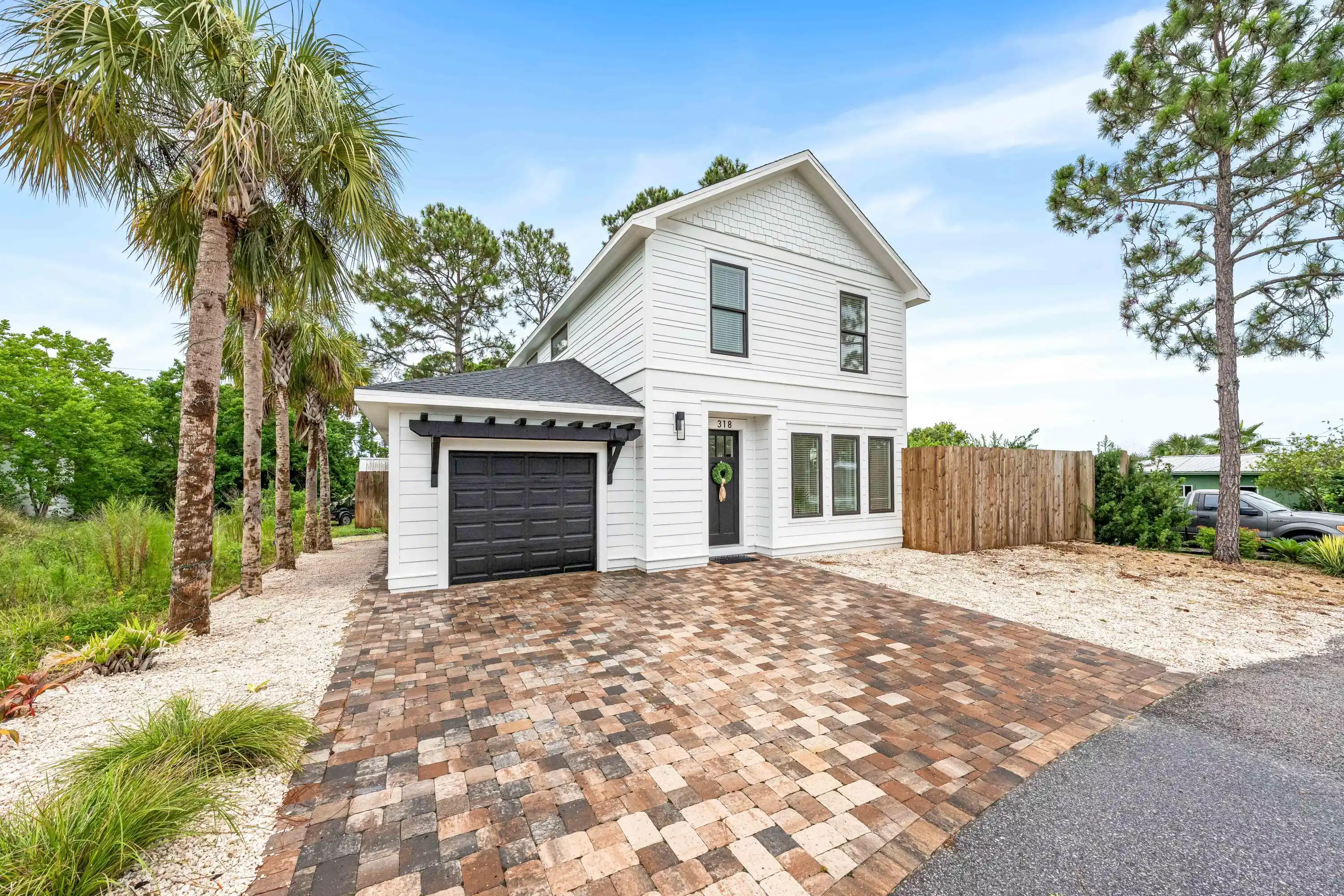 Image 1: Front Driveway