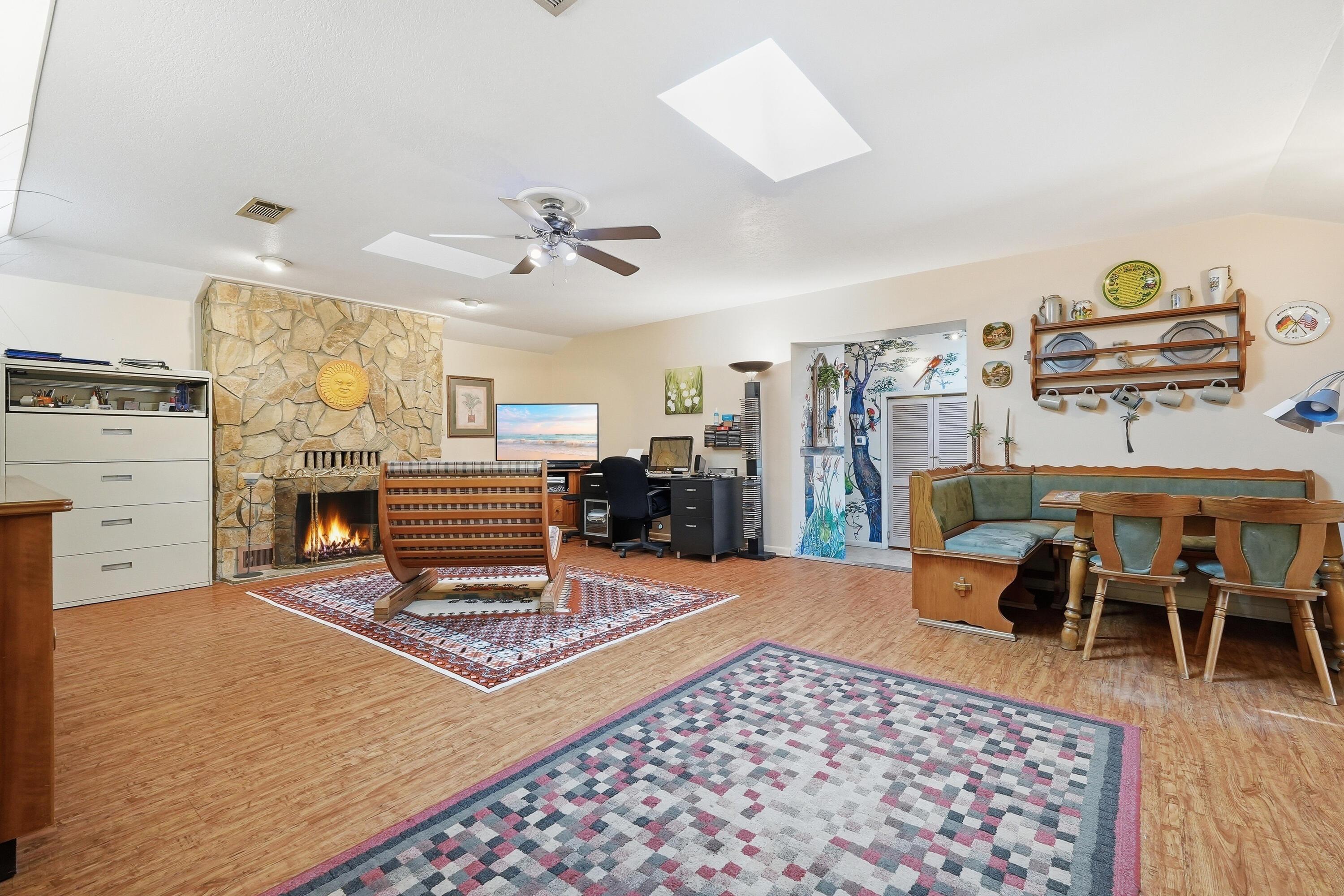 Image 4: 144 monohan dr-33