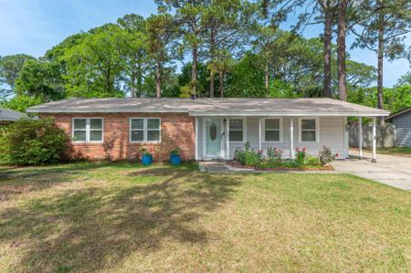 16 SW Temple Avenue