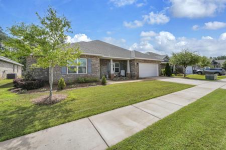 83 E Sky Way